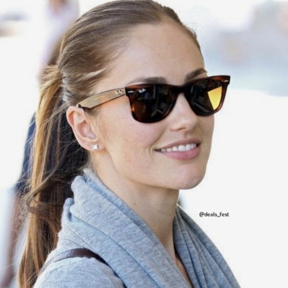 Model Display Ray-Ban Wayfarer Brown Tortoise RB2140 - Picture 15 of 16
